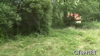 A Horny Teen Gets Pounded In This Russian Amateur Video