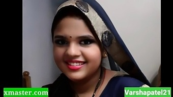 Indian Girl'S Steamy Webcam Show: A Hindi Sex Story