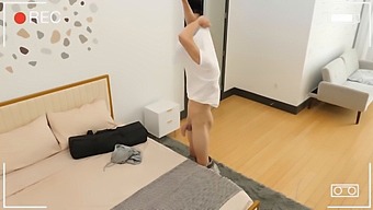 Voyeur