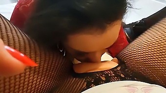 Cléo Cadillac Enjoys A Sensual Encounter With Angel Lima'S Tongue